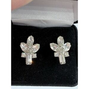 VTG Mid Century Clear Rhinestone Screw Back Earrings MCM Silver Tone Prong Set